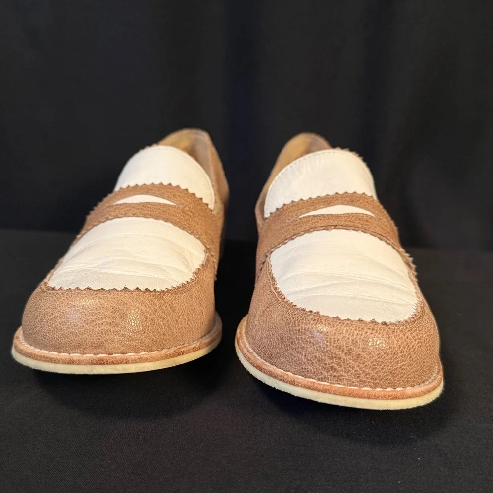 Vintage Stuart Weitzman Spectator Penny Loafers Two Tone Leather Spain Women 9 M